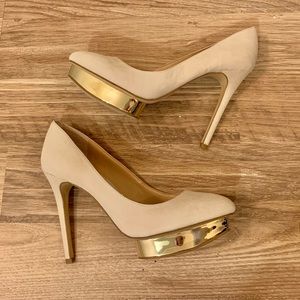 Gorgeous JLO Sela Pumps! New in box!